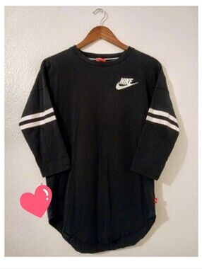 Nike 3/4 Length Sleeve Tee